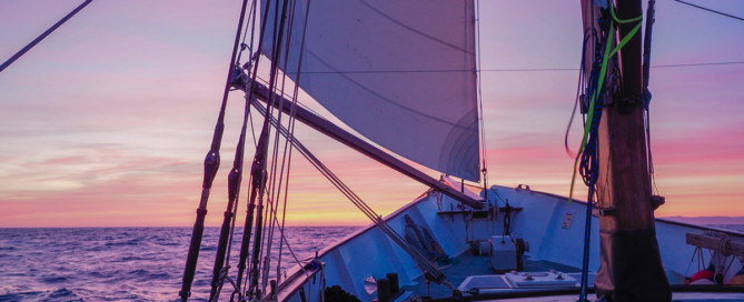 arctic-expedition-night watch