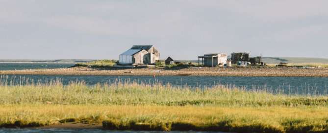 Cabanes-Tuktoyaktuk_@Corentin-Croisonnier